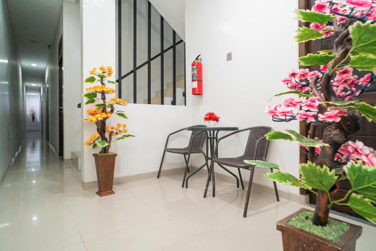 Reddoorz At Merr Rungkut Jl Gunung Anyar Gununganjar Exterior photo