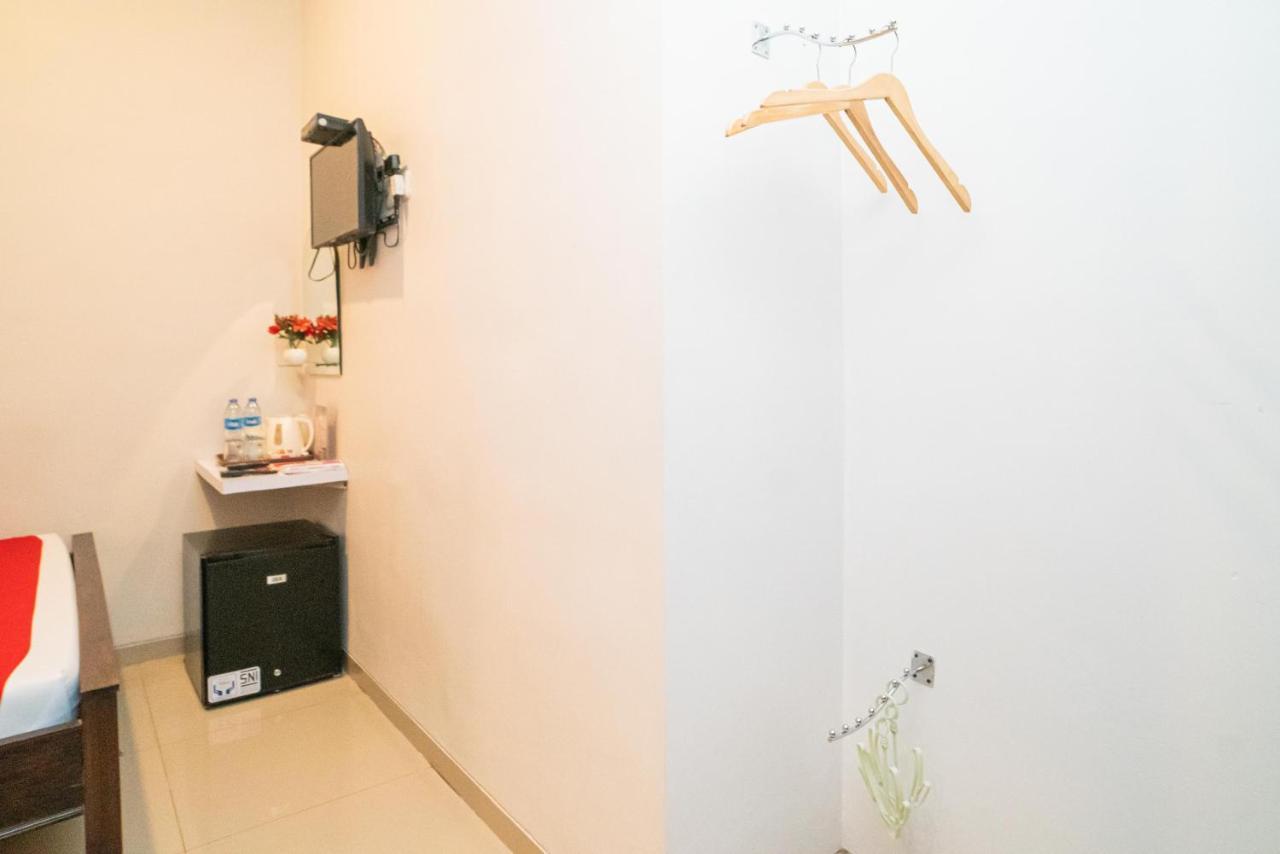 Reddoorz At Merr Rungkut Jl Gunung Anyar Gununganjar Exterior photo